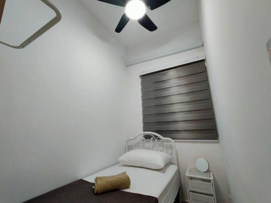 Ss Condostay Residensi Lili, Nilai Nearby Klia, Usim - Infinity Pool, Wifi, Smart Tv 외부 사진