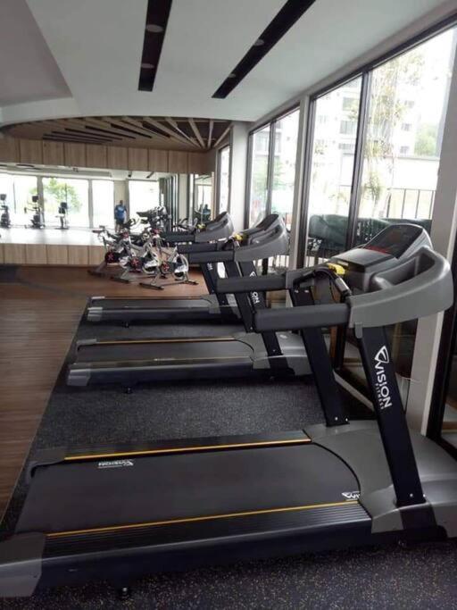 Ss Condostay Residensi Lili, Nilai Nearby Klia, Usim - Infinity Pool, Wifi, Smart Tv 외부 사진